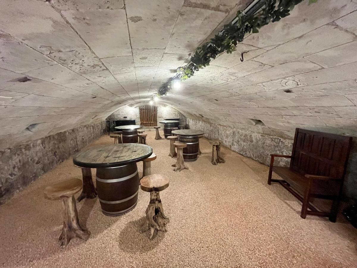 Cave Auger La Maison D'Hotes Restigné Dış mekan fotoğraf